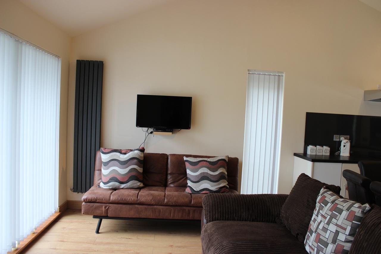 Loch Ness Highland Cottages With Partial Loch View Инвермористон Экстерьер фото