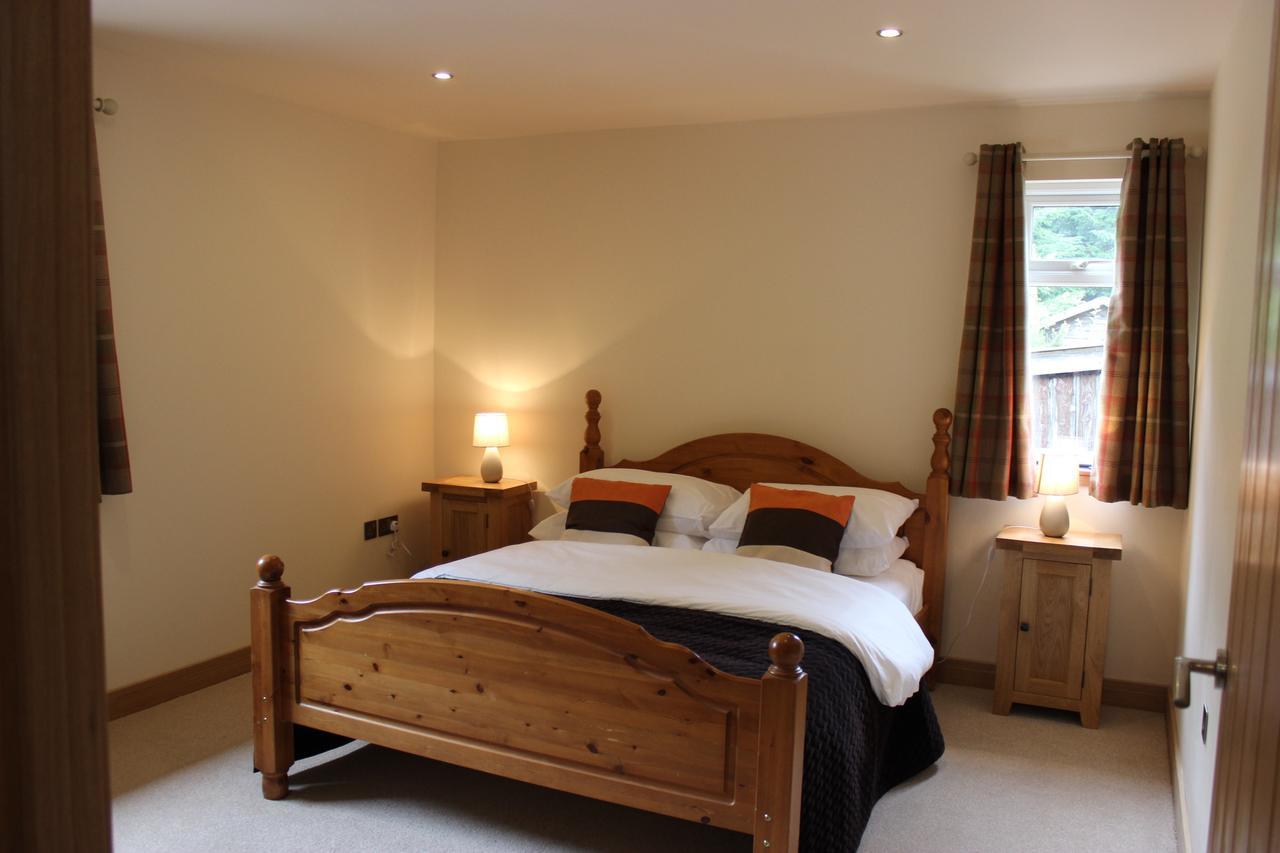 Loch Ness Highland Cottages With Partial Loch View Инвермористон Экстерьер фото