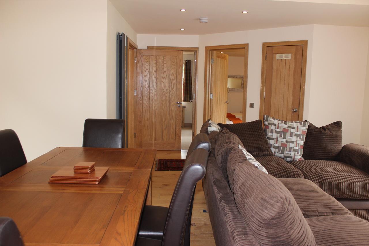 Loch Ness Highland Cottages With Partial Loch View Инвермористон Экстерьер фото